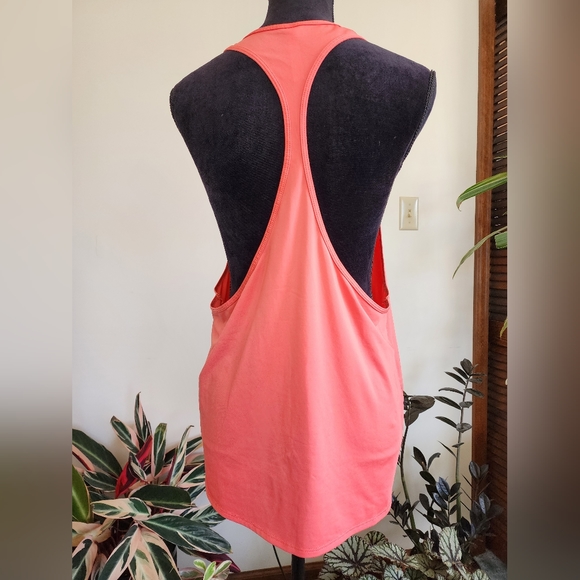 Fabletics racetrack tank top, pink, large - Picture 4 of 6